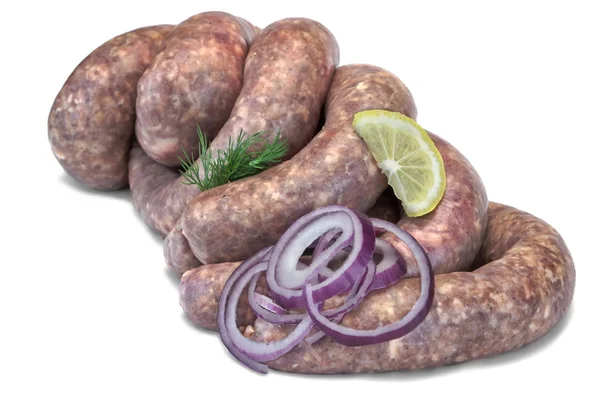 Algum Bratwurst cru no invólucro natural isolado no branco — Fotografia de Stock