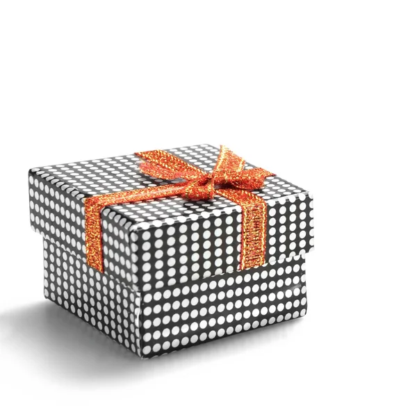 Single Gift Box With Dotted Pattern Isolated On White Background — Stock Photo, Image