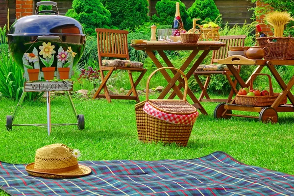 Zomer barbecue familie party scene concept met teken Welkom — Stockfoto