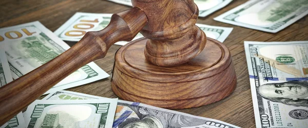 Pénzügyi Bűncselekmények Vagy Csalás Vagy Aukciós Koncepció Képet Bírák Marok — Stock Fotó