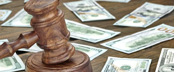 Financial Crime or Auction Concept With Gavel And Money Backgrou — Stock Photo, Image