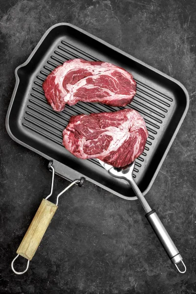 Striploin Bistecche Manzo Marmorizzato Barbecue Grigliate Padella Ghisa Vista Aerea — Foto Stock