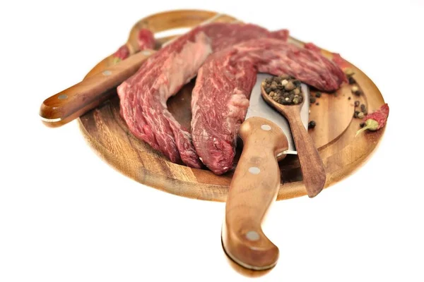 Raw Kjol Biff Eller Filé Biff Kniv Och Gaffel Skärbräda — Stockfoto