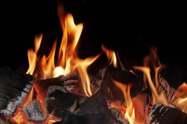 Bbq Grill Pit Glowing Flaming Hot Charcoal Žhnoucí Žhavé Uhlí — Stock fotografie