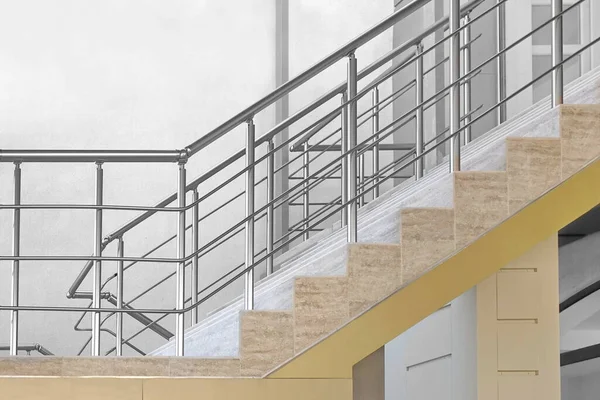 2009 Modern Tiled Staircase Stairway Stainless Steel Hand Railing White — 스톡 사진