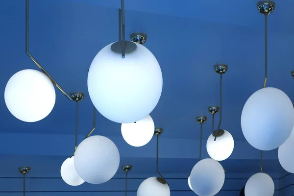 Eleganti Paralumi Appesi Soffitto Lampadari Appesi — Foto Stock