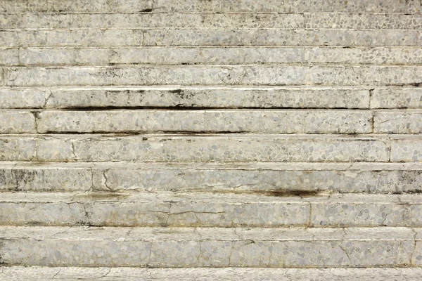 Escadas de concreto com padrão manchado — Fotografia de Stock