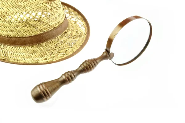 Retro Straw Hat en vergrootglas — Stockfoto