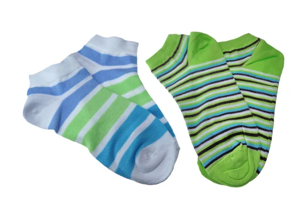 Dos pares de diferentes calcetines deportivos a rayas para mujer —  Fotos de Stock