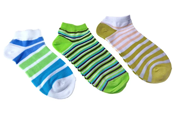 Sok pár színes csíkos zokni elszigetelt fehér — Stock Fotó