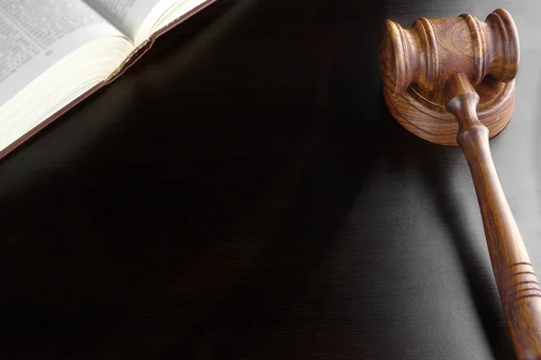 Judges Gavel And Old Book  On The Black Wooden Table — Stock Photo, Image