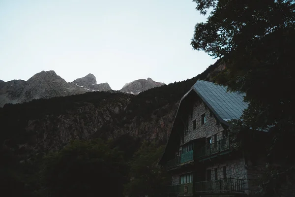 Antigua Cabaña Montaña Los Pirineos — Foto de Stock