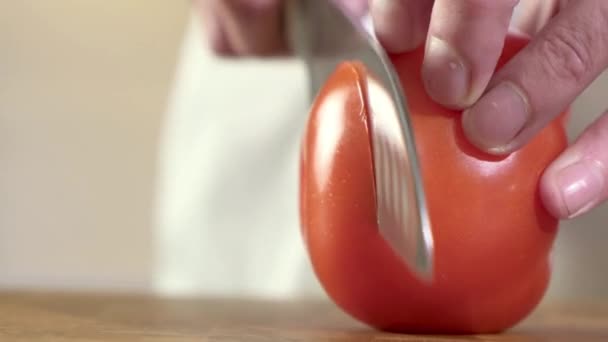 Chef Cuts Juicy Fresh Tomato Sharp Knife Slices Making Burger — Stock Video