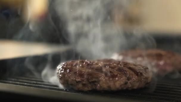 Sokak Yemeği Hamburger Için Biftek Domuz Eti Partisi Mutfakta Kızartılmış — Stok video