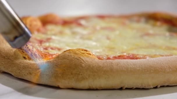 Pizza Croustillante Fromage Cuisine Nationale Traditionnelle Pizza Italienne Avec Une — Video
