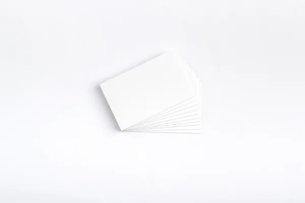Cartões de negócio isolados no branco — Fotografia de Stock