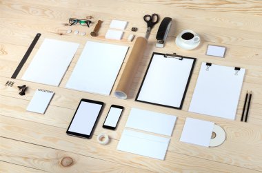 Marka kimliğini mockup