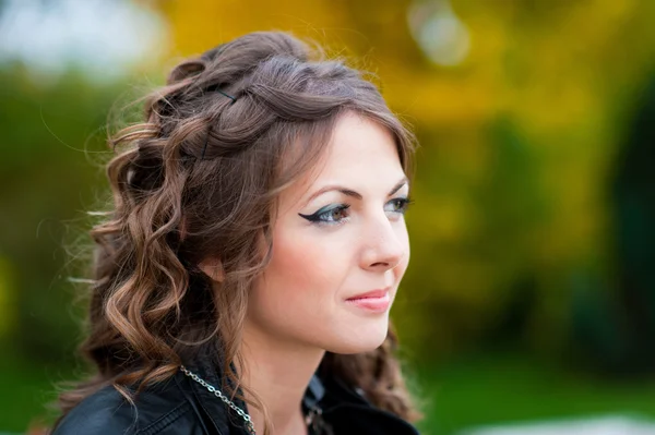 Young smiling girl — Stock Photo, Image