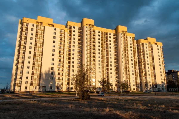 Modern lägenhet hus — Stockfoto