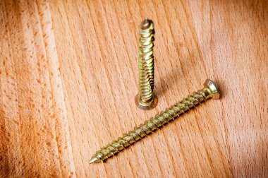 İki goldish vidaları