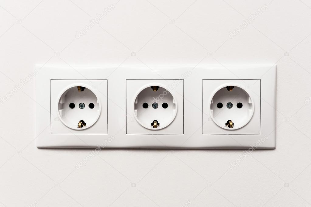 Triple electrical socke