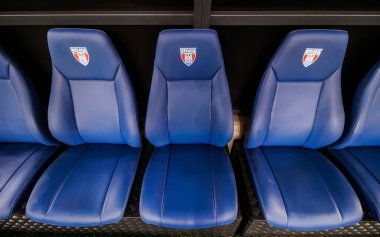 Bükreş, Romanya - 27 Kasım 2020: Yeni Steaua Stadyumu Romanya Başbakanı 'nın Bükreş' teki resepsiyon gününde basın toplantısına açıldı. Bu resim sadece editörler içindir..