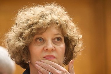 Bükreş, Romanya. 2 Aralık 2025: Romanya Başbakan Yardımcısı Oana Gheorghiu, Romanya Ulusal Günü 'ne adanmış Milletvekilleri Meclisi ve Parlamento Senatosu' nun resmi ortak toplantısına katıldı..