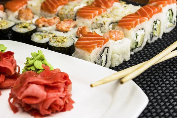 Sushi con pesce rosso — Foto Stock