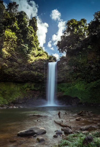 Questa bellissima cascata comunemente conosciuta come SHUKNACHARA FALLS — Foto Stock