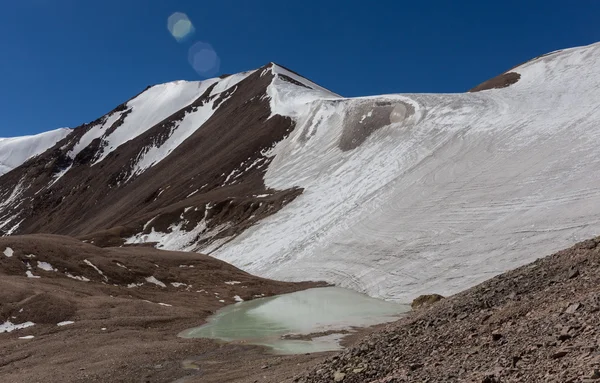 Belle montagne del Kazakistan — Foto Stock