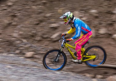 şampiyonluk yokuş aşağı bisiklet