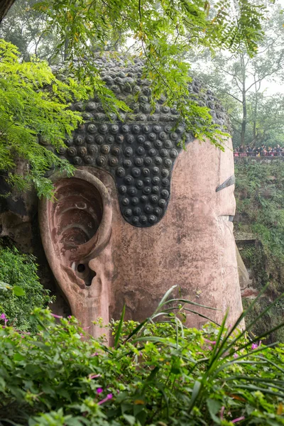 A maior pedra Buda na China — Fotografia de Stock