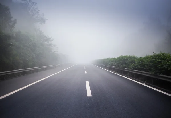 Wide and empty highway — Stock Photo, Image