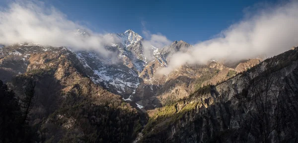 Annapurna Sul no Nepal Himalaia — Fotografia de Stock