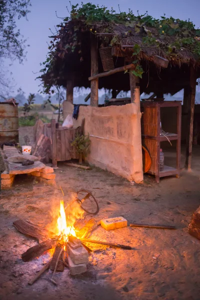 Hoguera en una noche blanca de verano —  Fotos de Stock