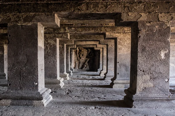 Forgotten underground temple — Stock Photo, Image
