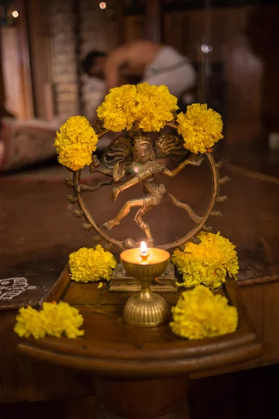 Iluminado, lâmpada decorativa Diwali . — Fotografia de Stock