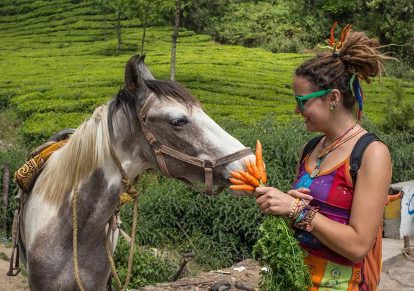 ATI ile genç ve güzel bir kadın portresi
