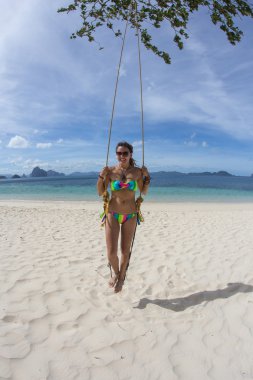 Mutlu kadın eğleniyor