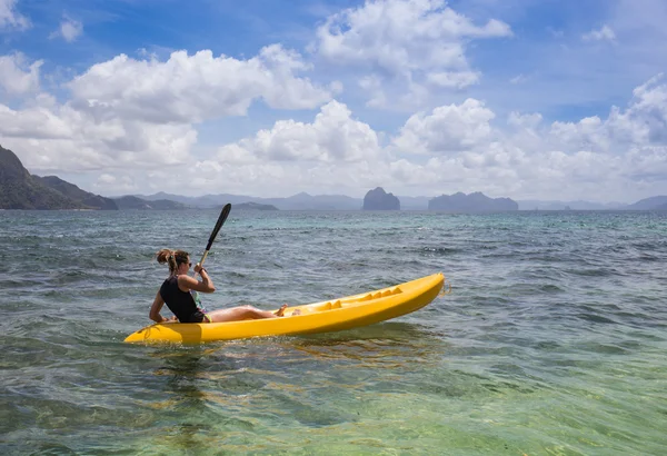 Portrait of a girl in kayak — Stock Photo, Image