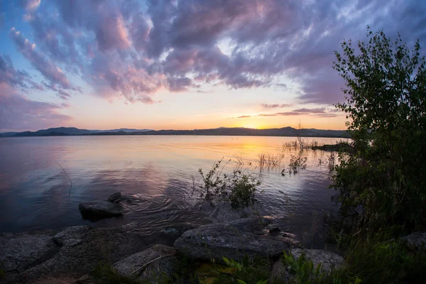 Nice landscape with sunset on lake — Stock Photo, Image