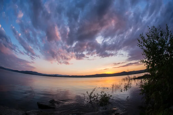 Nice landscape with sunset on lake — Stock Photo, Image