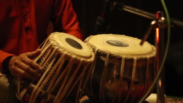 Tabla - indické hudební nástroje — Stock video