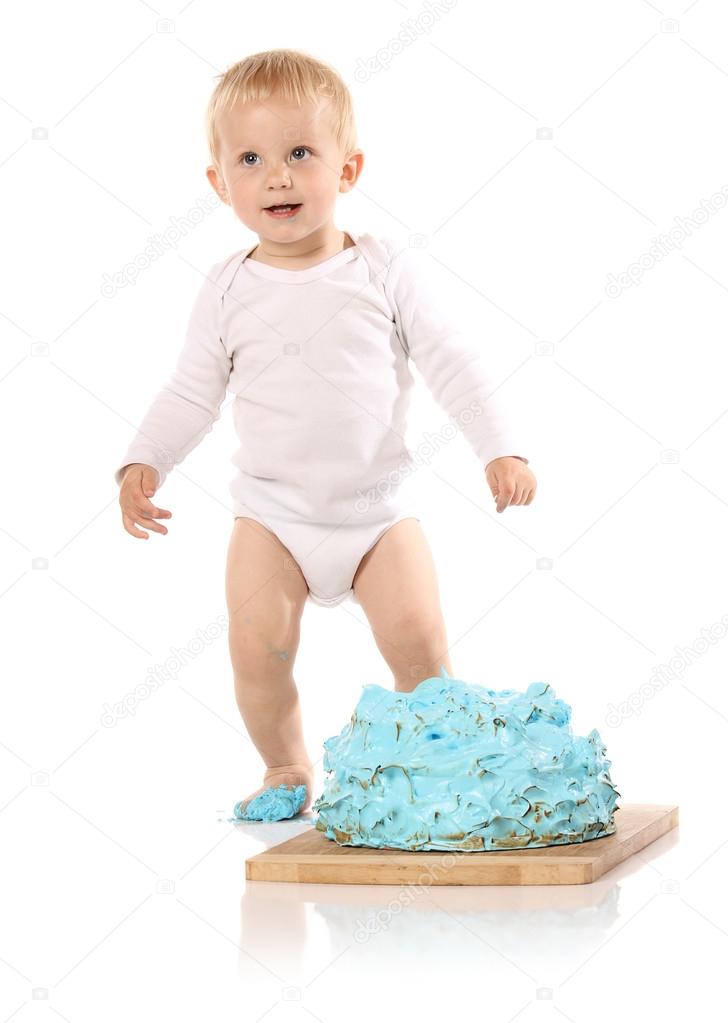 Baby smashing cake