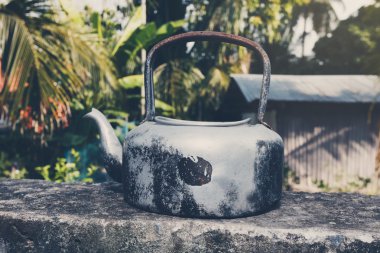 Retro eski su ısıtıcısı 