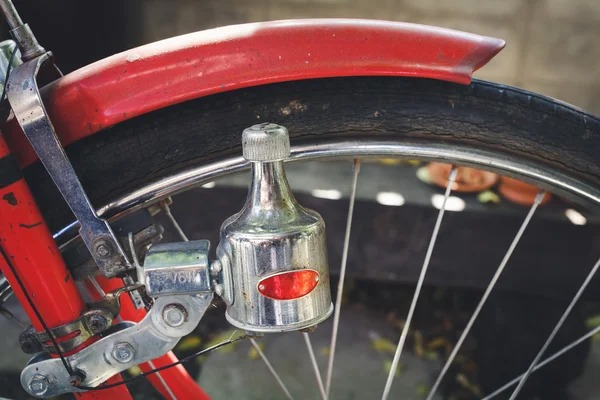 Stary rower Dynamo — Zdjęcie stockowe