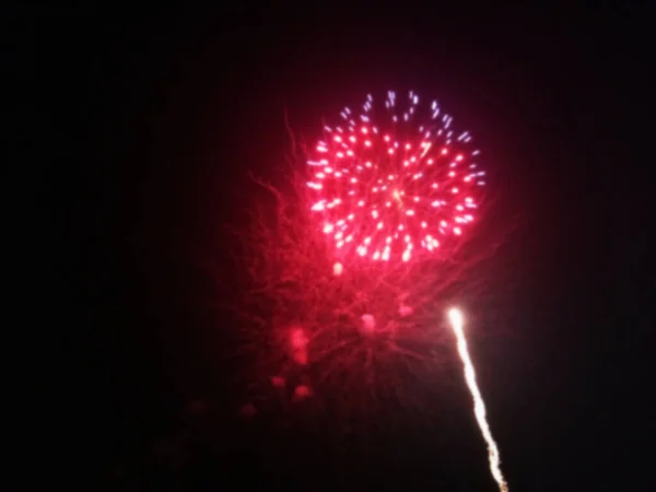 Unscharfes Buntes Feuerwerk Der Nacht Hintergründe Für Grafikdesign Weihnachtsfeiertage Neujahrsfeste — Stockfoto