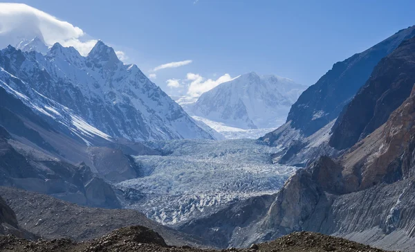 申请者的冰川。喀喇昆仑山地区。巴基斯坦北部 — 图库照片