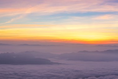 Sabah sisli, Doi Luang Chiang Dao 'da manzara.