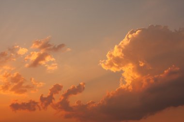 Soyut doğa arka plan. Dramatik ve huysuz gökyüzü